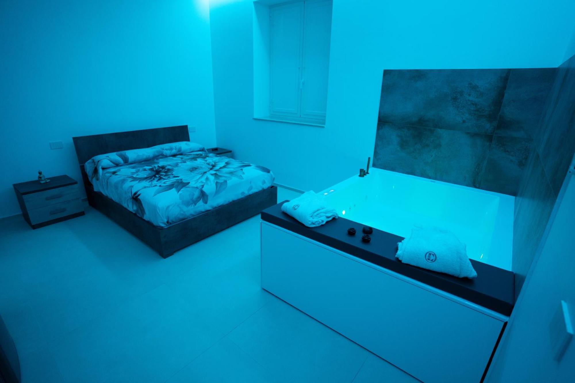 Suite Dreams Luxury Giovinazzo Eksteriør billede
